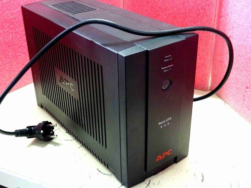 Onduleur apc back - onduleur, back-ups