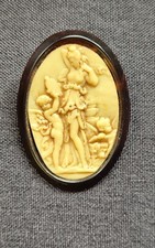 Broche Camée Scène Antique