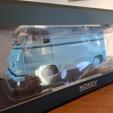 RENAULT Estafette bleu clair