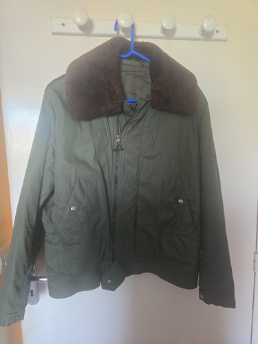 Blouson aviateur vintage vert