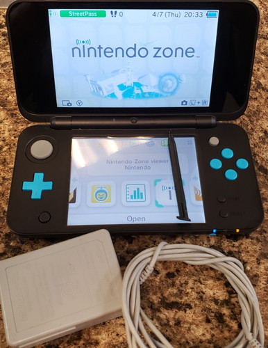 New nintendo 2ds handheld - nintendo,