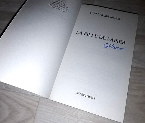 Livre signé guillaume musso - livre,