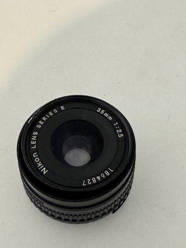 Nikon 35 mm - 35,