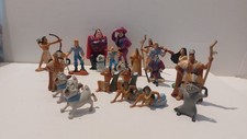 E. lot figurines disney Pocahontas