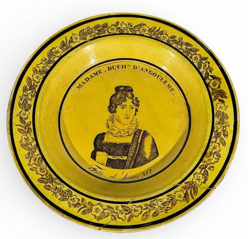 Assiette faïence jaune de - jaune,