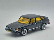 " Les Séries Spéciales". Saab 900 .  Occasion  Majorette France Echelle  1/60