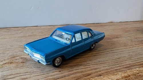 Dinky toys opel admiral - 1/43,