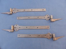 4 petites pentures + 4 gonds
