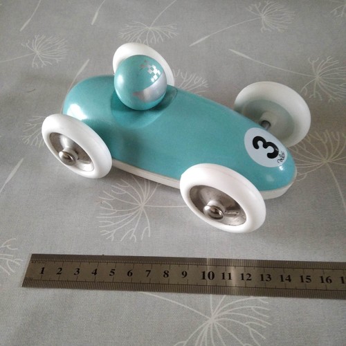 Ancienne voiture bois - ancienne, en