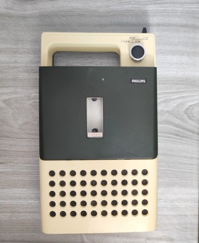 Ancien magnétophone - , à