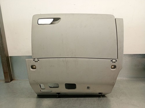 8v1857035b boite gants - À, /