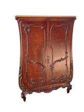 Meubles de style ancien avec