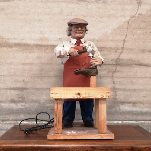 Rare automate vitrine - rare,