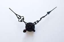 horloge design minimaliste