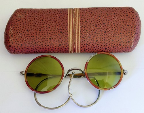 Ancienne paire lunettes - ancienne,