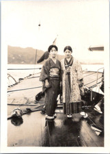 Japan, Women in Traditional Costume on a Boat Vintage Silver Print, Shooting
