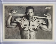 1990 Score Bo Jackson #697 Holding Batt w Pads On