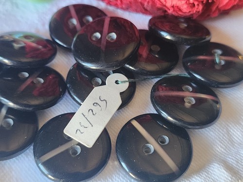 Lot boutons vintage noir - 6,