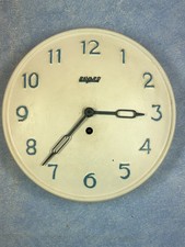 pendule murale mécanique