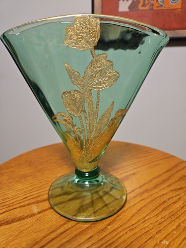 Art deco green uranium - art,