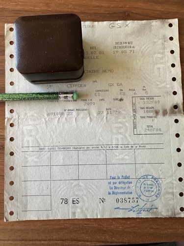 Document administratif - document,