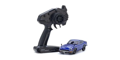 Kyosho mini awd - awd, nissan