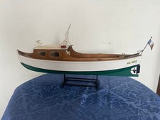 Maquette de Pinasse en bois 