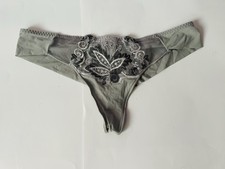 tanga micro fibre et broderie