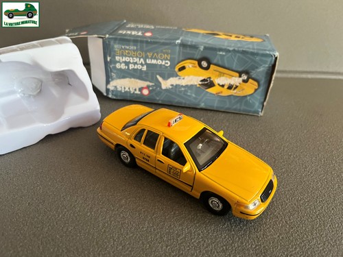 Voiture miniature ford crown - voiture,