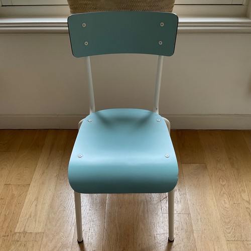 Iconique chaise écolier - iconique, d’écolier