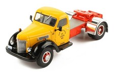 CAMION TRACTEUR INTERNATIONAL