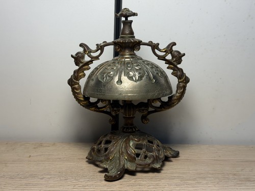 Sonnette table ancienne en - de,
