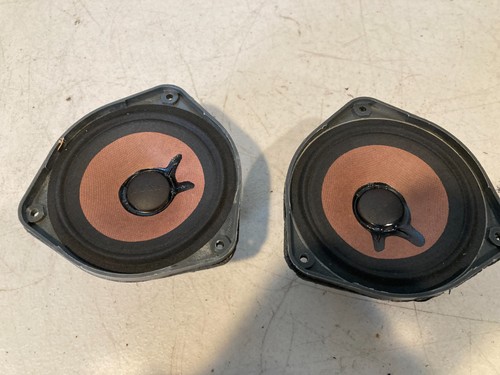 Two bose speaker series - bose,