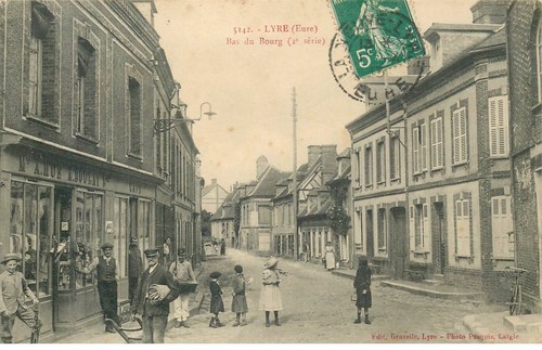 Eure lyre bas du bourg - ,