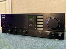 AKAI AM-32 Integrated