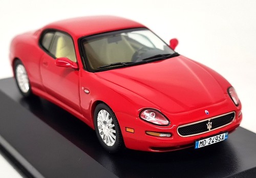 Ixo maserati coupe - 1/43,
