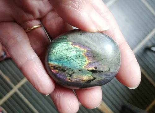Galet labradorite violette - , 4,5