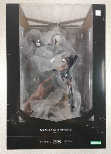 Figurine nier - (figure),