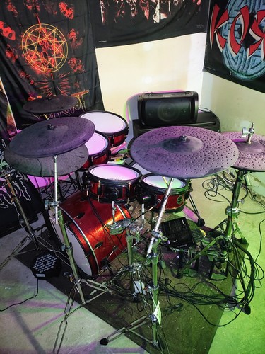 Alesis strike electronic drum - alesis,