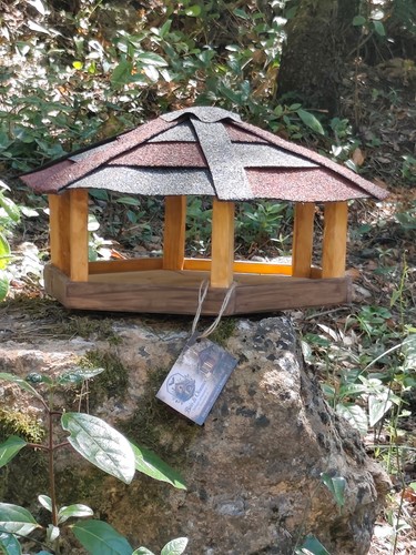 Mangeoire oiseaux bois massif - oiseaux,