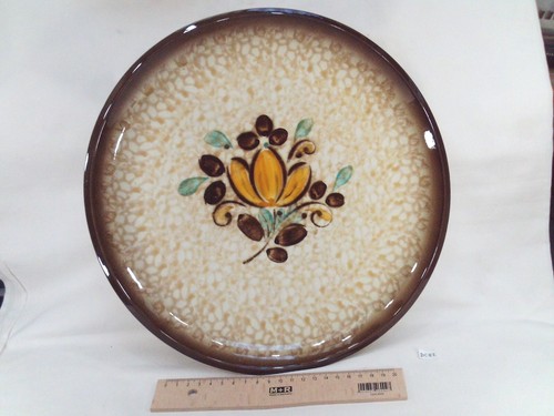 Plat rond faïence - en, la