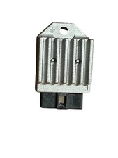 RÉGULATEUR DE TENSION SCOOTER  6 fiches allumage DERBI SENDA, GPR, DRD