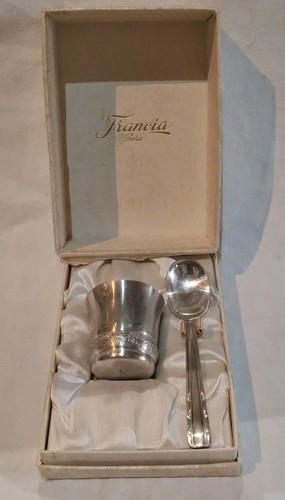 Ancien coquetier métal