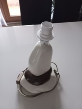 un Pied de Lampe en céramique sous forme de galets