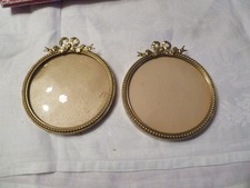 2 anciens cadres ronds en