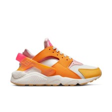 DX2674-100 Wmns Nike Air