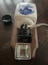 moulin à café mural ancien