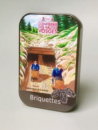 Boite décorée - 🍬-,