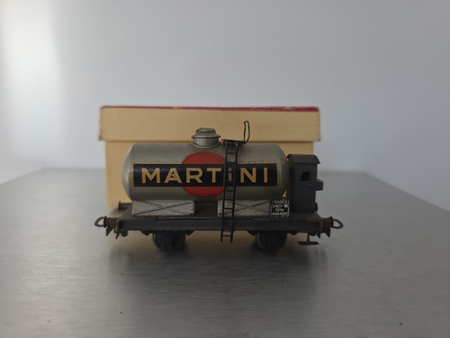 Wagon citerne martini - ho,