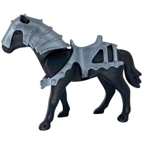 Playmobil cheval noir avec une